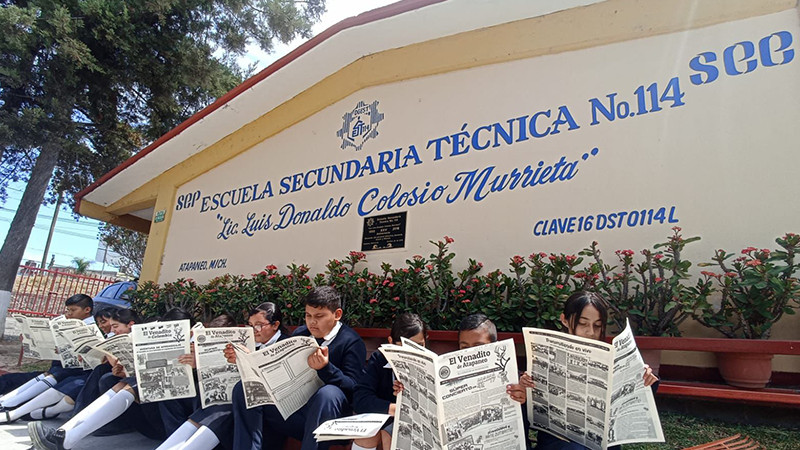  Periódico escolar El Venadito de Atapaneo trasciende fronteras