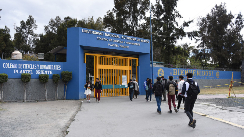 CCH Naucalpan concluirá clases en línea tras hechos violentos realizados por grupos porriles 