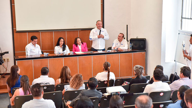 Más desarrollo y empleo para Morelia, promete Carlos Quintana en CANACO Servytur  