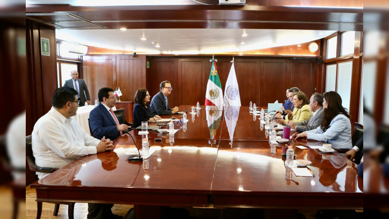 Falta de “piso parejo” en contienda presidencial, denuncia Xóchilt ante el TEPJF 