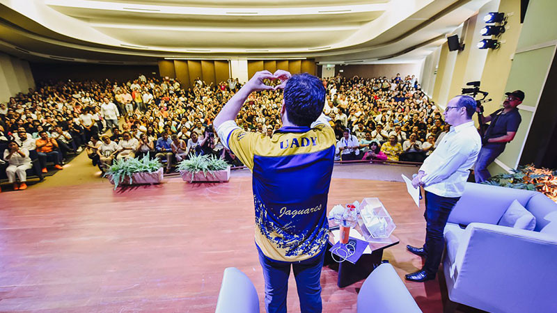 Jorge Álvarez Máynez insiste en que no declinará por nadie  