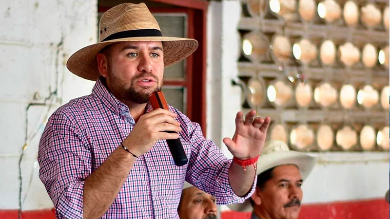 Compromente Reyes Galindo apoyo a comunidades rurales del Distrito 22 