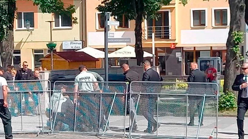Reportan grave a primer ministro de Eslovaquia, tras atentado en su contra 