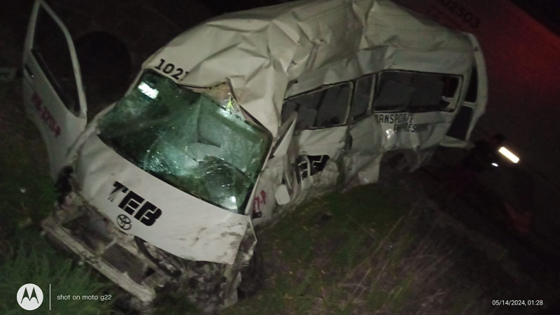 Tren embiste a camioneta de traslado de personal en Silao, Guanajuato 