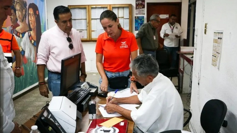 Presenta Minés de la Fuente denuncia contra Javier May por violencia política de género 