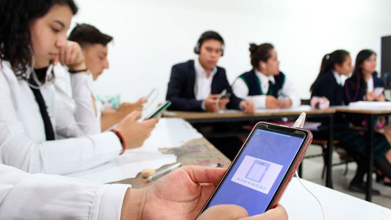 Abre instituto michoacano convocatoria de beca para estudio y certificación en lenguas extranjeras  