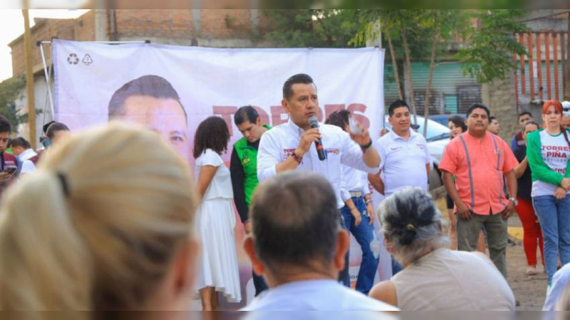 Carlos Torres Piña propone un hospital, unidad deportiva y mercado municipal para el poniente de Morelia 