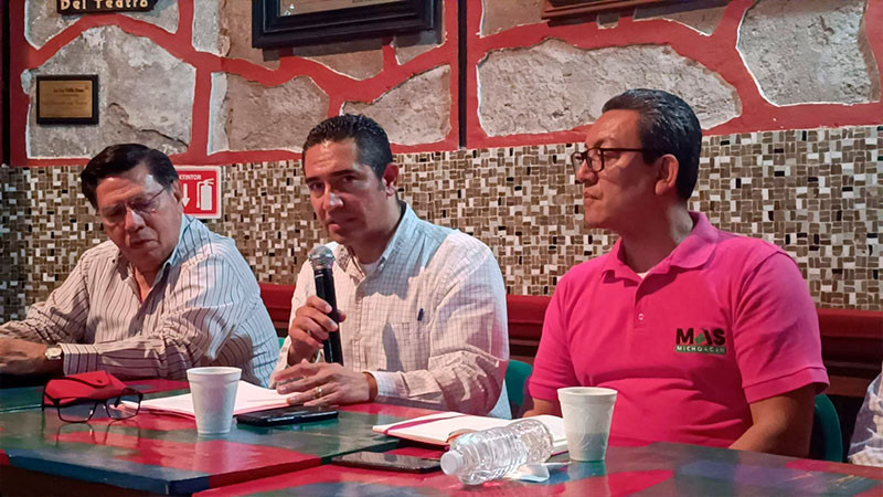 El partido Más Michoacán va con Alfonso Martínez  