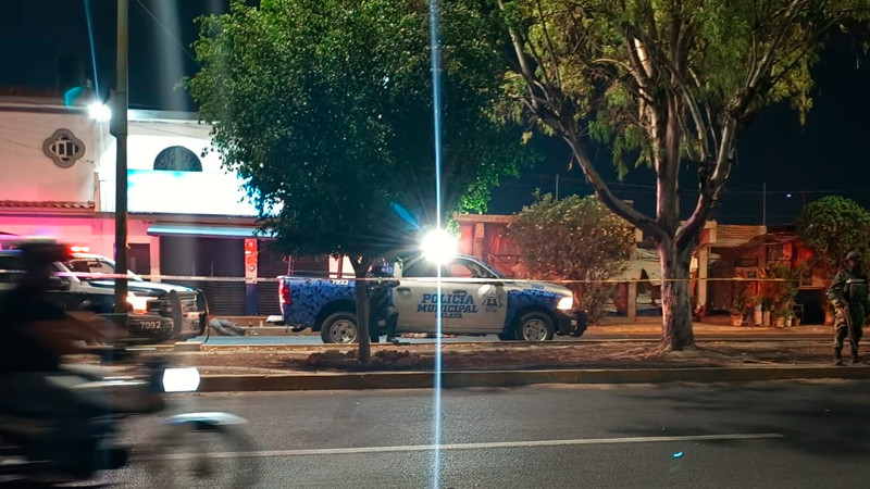 Privan de la vida a dos hombres afuera de expendio de cerveza, en Celaya, Guanajuato 