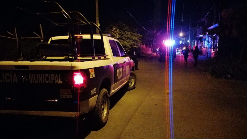 Balean y atacan con arma blanca a a un hombre en Lázaro Cárdenas, Michoacán; está grave 