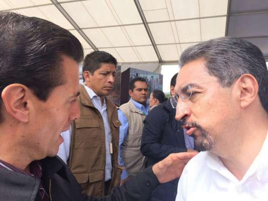 Confía el presidente Peña Nieto en que la UMSNH superará sus problemas - Foto 1 