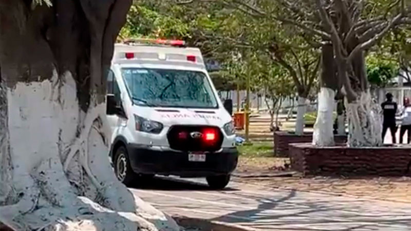 Hallan cadáver en pleno Centro de LC, Michoacán