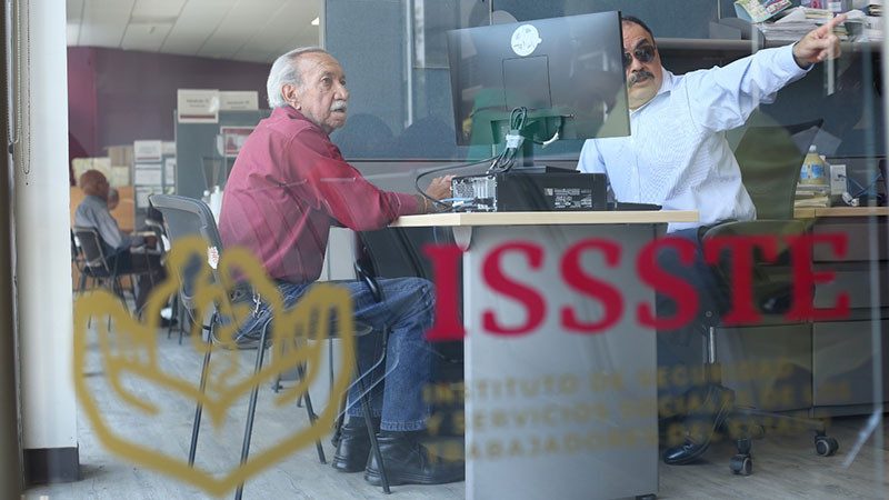 Issste asegura que garantiza pago de pensiones 