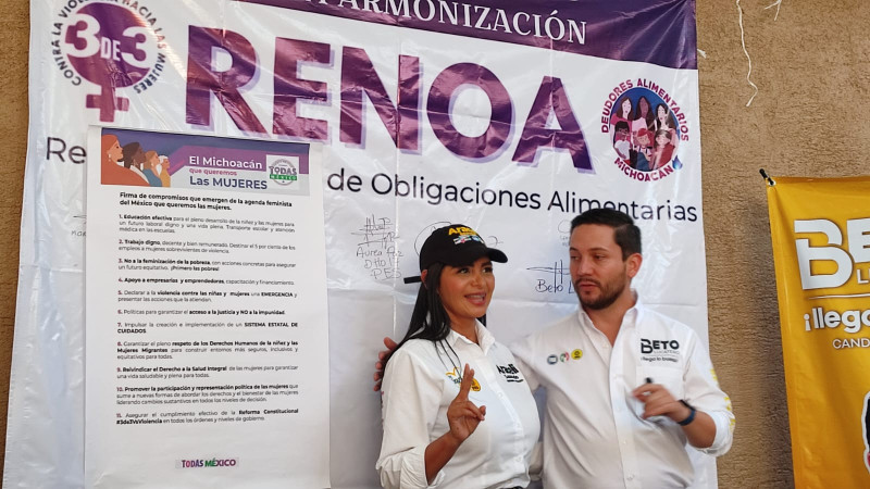 Araceli Saucedo firma compromiso por agenda legislativa a favor de las mujeres 