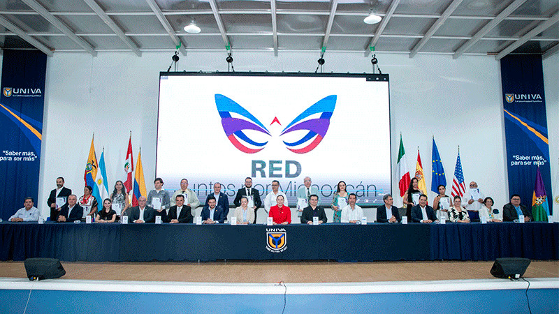 Red Juntos por Michoacán entrega el reconocimiento al Mérito a la Excelencia Educativa; docentes ejemplo intachable para el estudiantado  