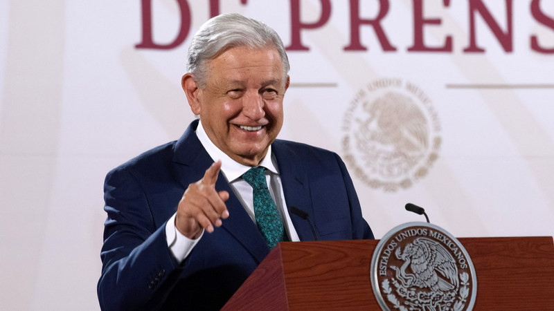 AMLO acusa que sacerdotes se han metido en la elección e incluso lo han insultado 