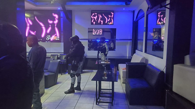 “Revienta” la FGE bar en Morelia, Michoacán, aseguraron sustancias ilícita
