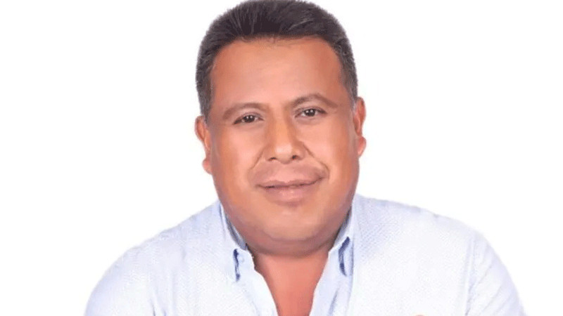 Candidato a la alcaldía de mineral del Chico, Hidalgo, golpea y arroja a periodista a barranco 