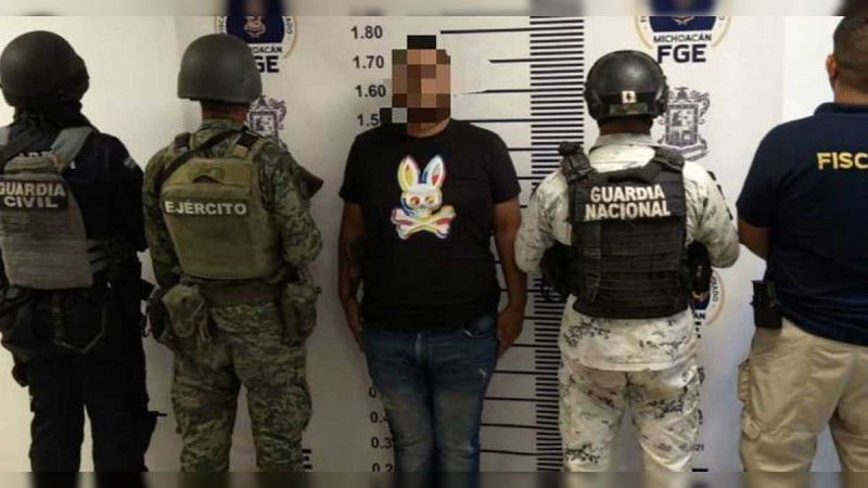Va a proceso “El Rojo” por homicidio de Hipólito Mora, líder de las autodefensas en Michoacán 