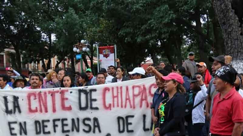 Empresarios de Chiapas acusan afectaciones económicas por bloqueos de la CNTE 