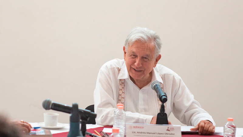 Ningún servidor público puede ganar más que el presidente: SHCP