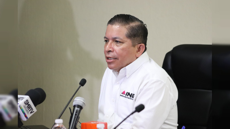 Hasta las 9 de la noche pueden recoger ciudadanos credencial  reimpresa del INE  