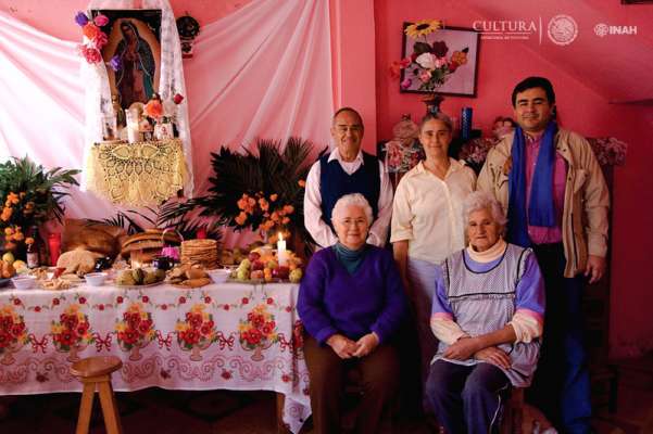 Exhibe la Fototeca Nacional las distintas celebraciones del Día de Muertos - Foto 6 