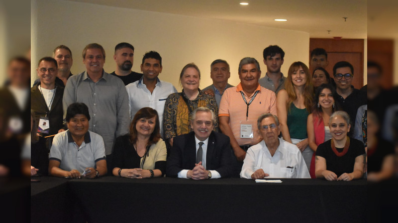 Alberto Fernández y Evo Morales llegan a México como observadores electorales 