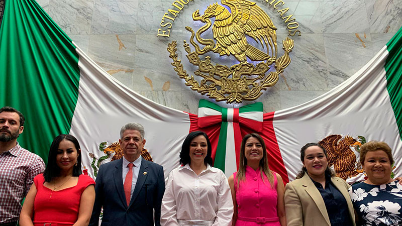 Hernández Peña reafirma compromiso legislativo por el progreso de Michoacán 