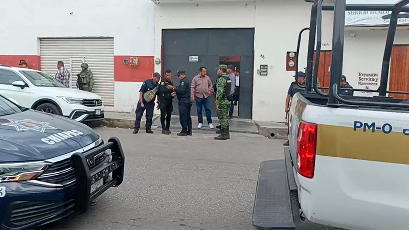 Balean casa de Fernando Morfín, candidato a la alcaldía de San Cristóbal de las Casas, Chiapas