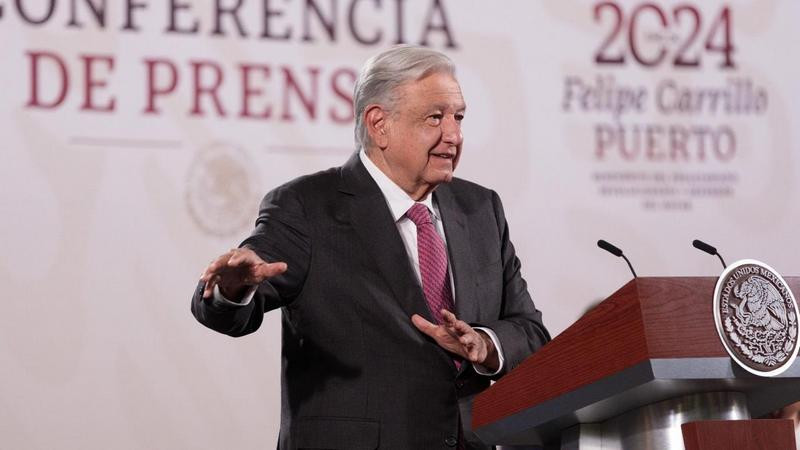 AMLO felicita a Claudia Sheinbaum; asegura está contento y orgulloso del pueblo de México 