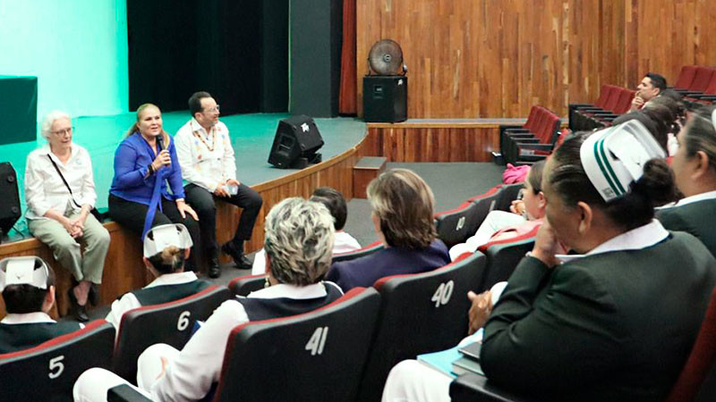 Presenta IMSS Proyecto de Atención a diabetes e hipertensión a directivos médicos michoacanos  