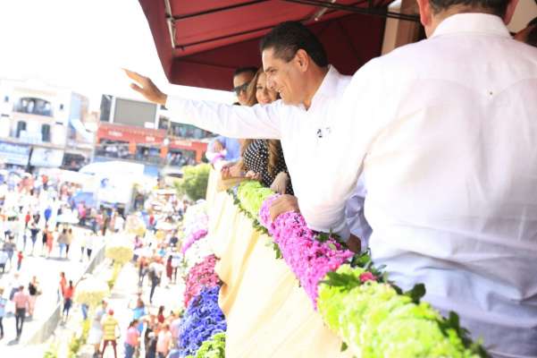 Eventos en Apatzingán fueron encabezados por Silvano Aureoles Conejo y César Chávez Garibay 