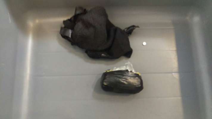 Detienen a estadounidense con casi un kilo de heroína, en el Aeropuerto de Uruapan, Michoacán  