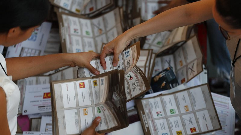 Complicado hacer recuento en 100% de las casillas: Martín Faz, consejero del INE 