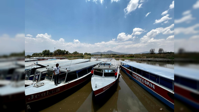 Michoacán gestiona apoyos extraordinarios para pescadores ante la sequía