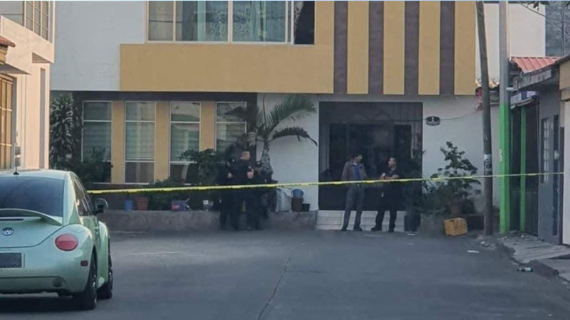Desconocidos lanzan bombas casera contra negocio en Uruapan, Michoacán, solo hubo daños materiales  