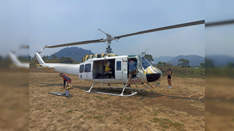 Controlados los incendios en Uruapan; refuerzan acciones para sofocar activos