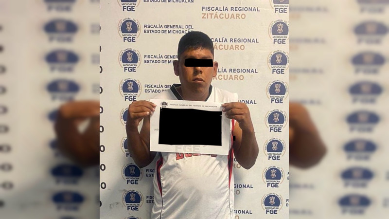 Detienen a sujeto por abusar de sus hijastras en Zitácuaro, Michoacán: Su madre las abandonó a su suerte 