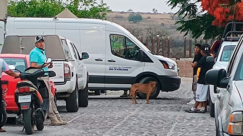 Ultiman a dos jóvenes al interior de su domicilio en Apaseo el Grande, Gto