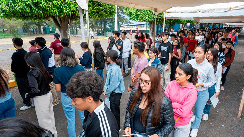 Sin incidencias, primera aplicación del exámen de admisión de la UMSNH 