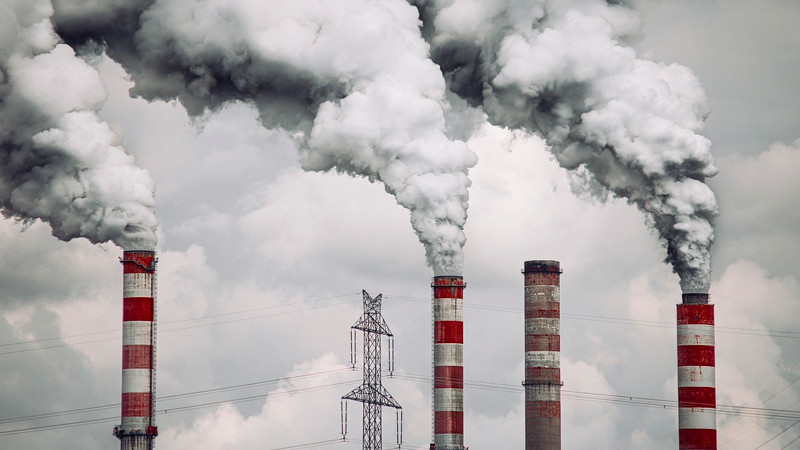 Asocian contaminación del aire con más de 135 millones de fallecimientos entre 1980 y 2020 