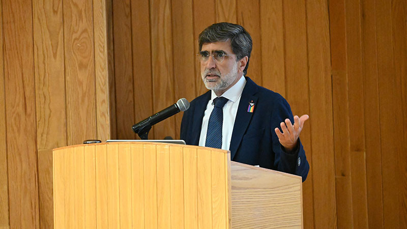Da informe director del Instituto Investigaciones en Ecosistemas y Sustentabilidad UNAM   