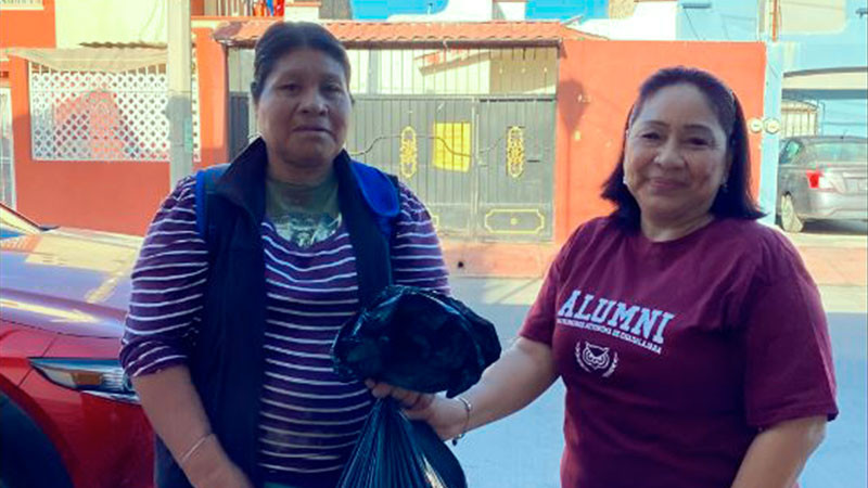 Egresados de la UAG de Tepic realizan acciones en beneficio social  