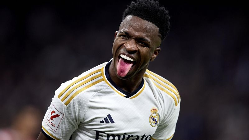 Real Madrid afirma que seguirá en el trabajo contra el racismo tras condena a insultantes de Vinícius 