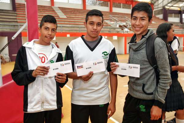 50 mil estudiantes michoacanos serán beneficiados con Beca Futuro: Sepsol - Foto 2 