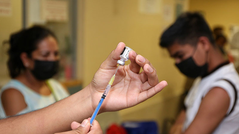 Amplía Issste aplicación de esquemas completos de vacunación para población infantil y adolescente 