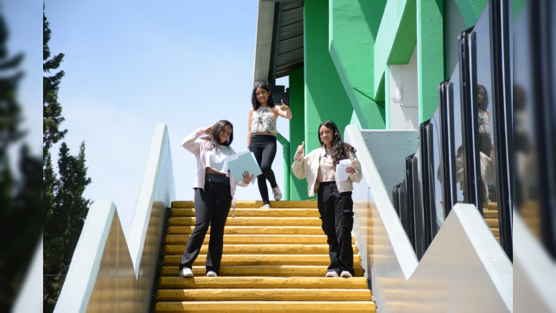 Este jueves, recta final de aplicación de examen de admisión de la UMSNH para el nivel superior