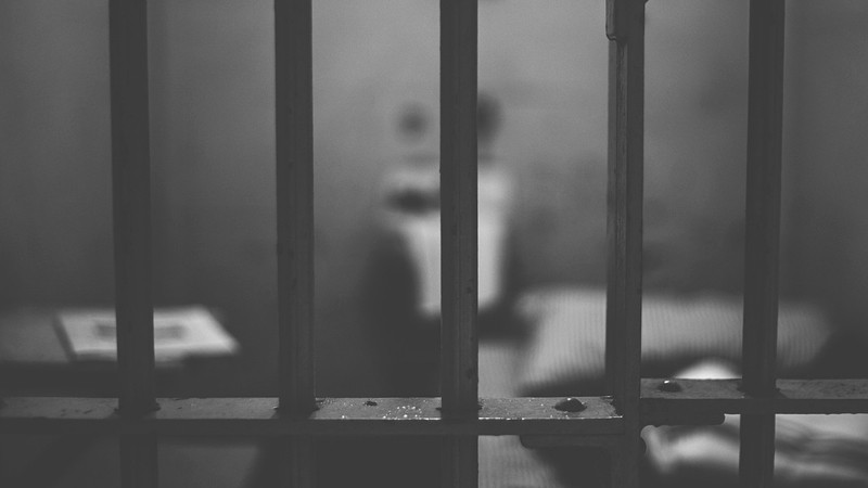 Sentencian a 5 años de prisión a periodista por promover movimiento #MeToo en China 