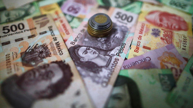 AMLO presume apreciación de 8% del peso mexicano durante su sexenio 